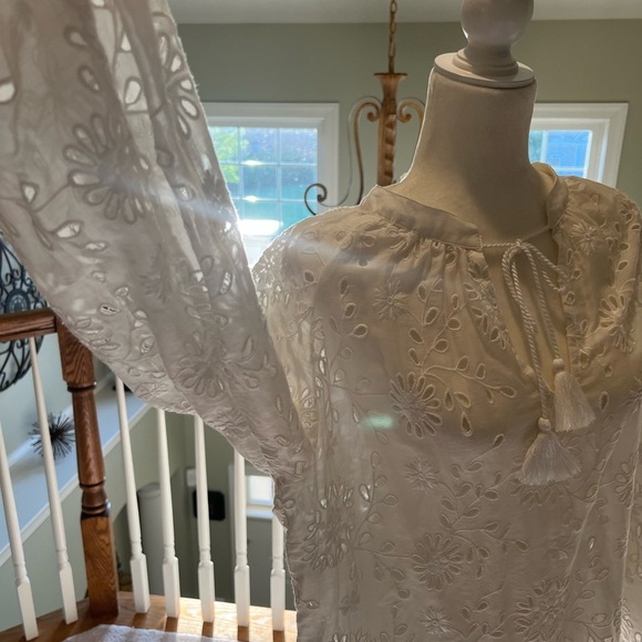 Johnny Was Jade line River Eyelet Blouse, L, NWT - Picture 2 of 10